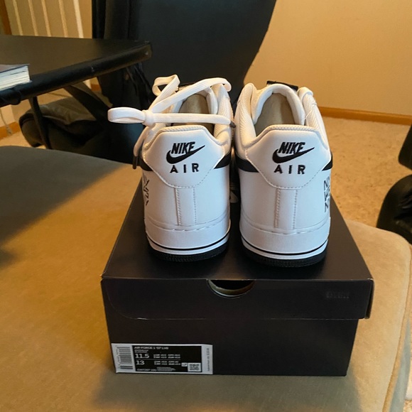 Brand new Air Force 1 NY VS NY - Picture 3 of 4